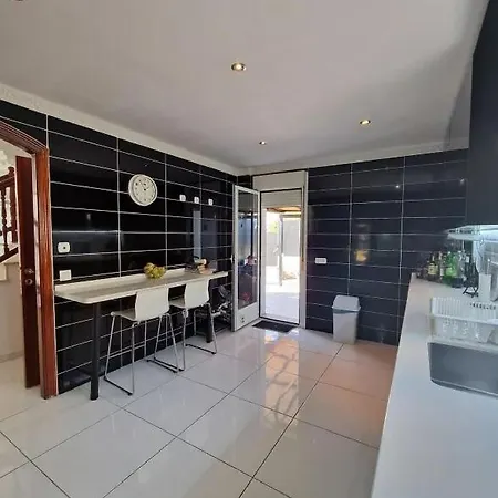 Ferienhaus Casa En Calle Lugano Arona (Tenerife)